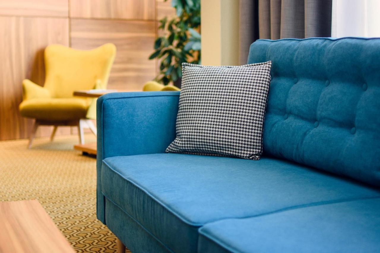 Ruben Hotel Zielona Gora Ngoại thất bức ảnh