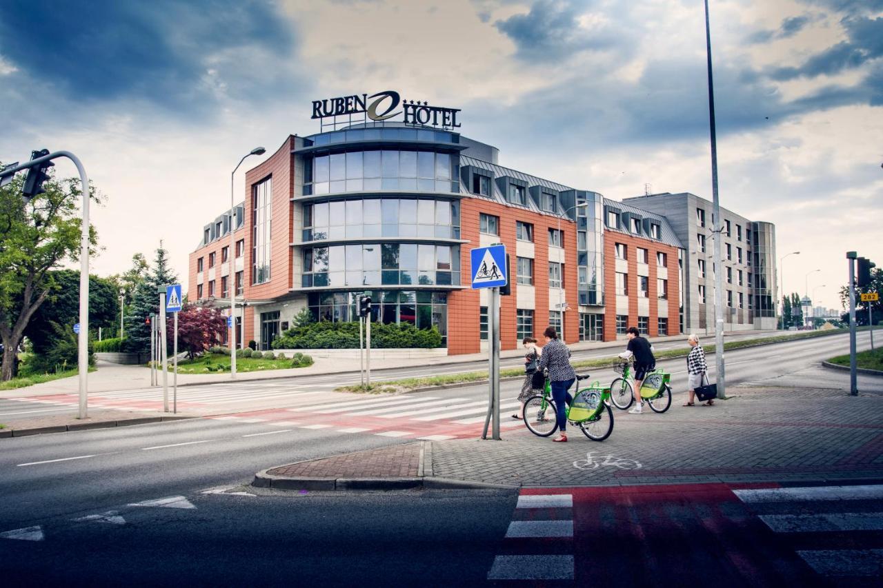 Ruben Hotel Zielona Gora Ngoại thất bức ảnh