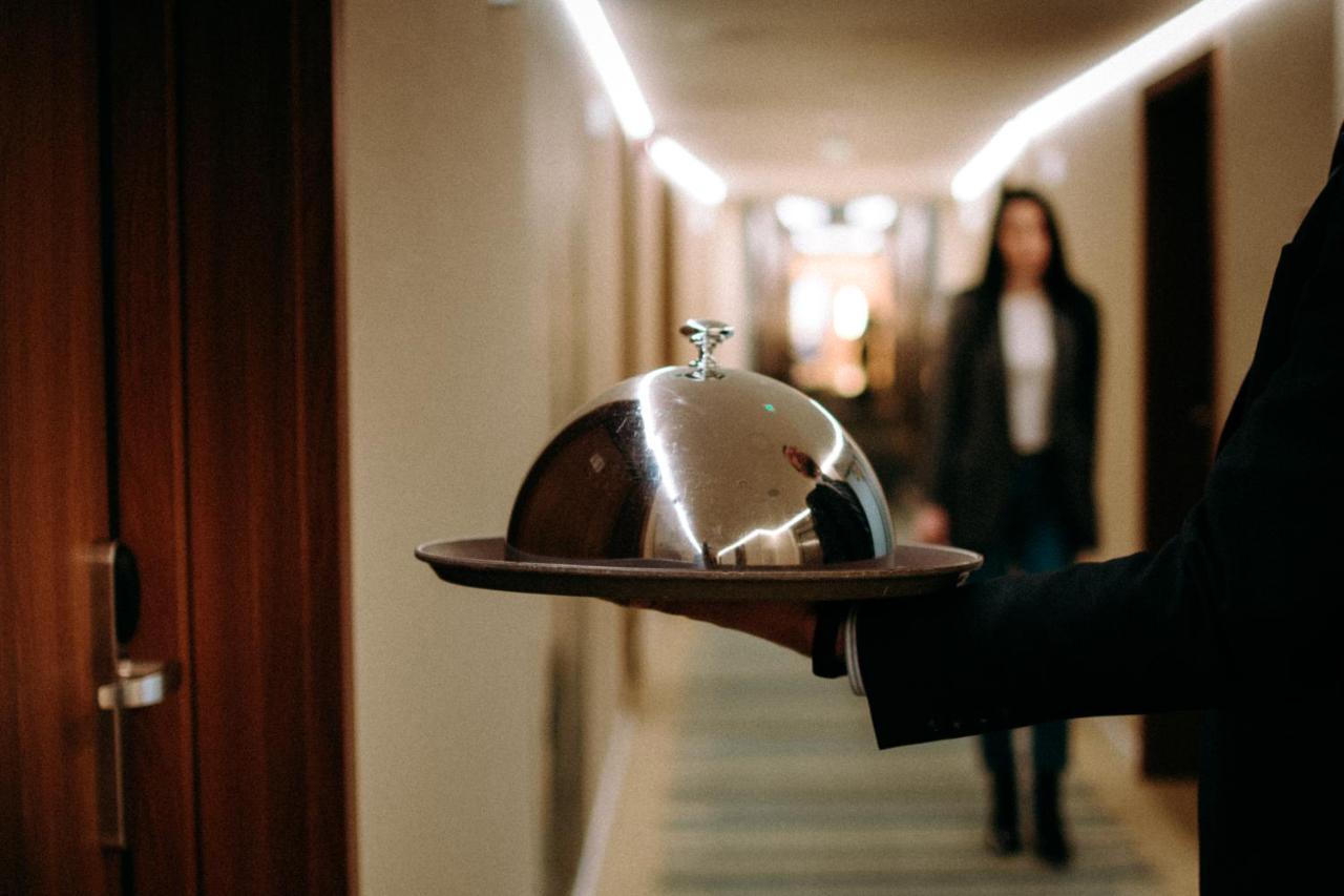 Ruben Hotel Zielona Gora Ngoại thất bức ảnh