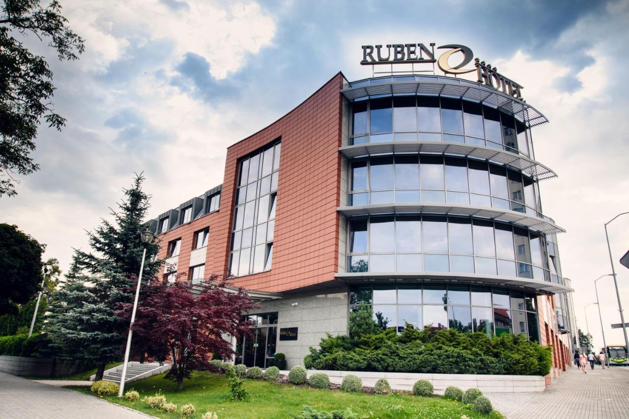 Ruben Hotel Zielona Gora Ngoại thất bức ảnh