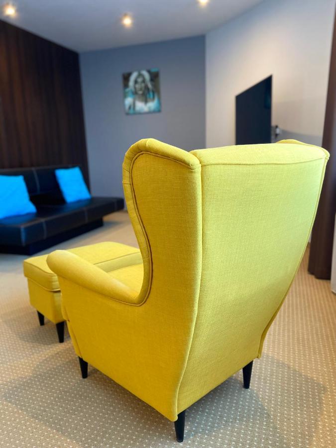 Ruben Hotel Zielona Gora Ngoại thất bức ảnh